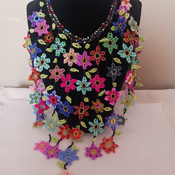 Colorful Beaded Floral Necklace - Picture 2 of 6
